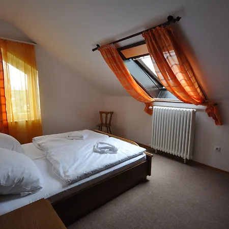 & Drei Baeren 3* 알테나우